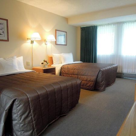 Homestead Inn Банф Экстерьер фото