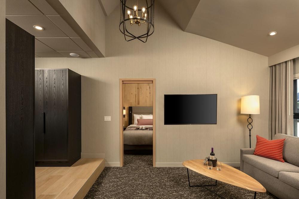 Homestead Inn Банф Экстерьер фото