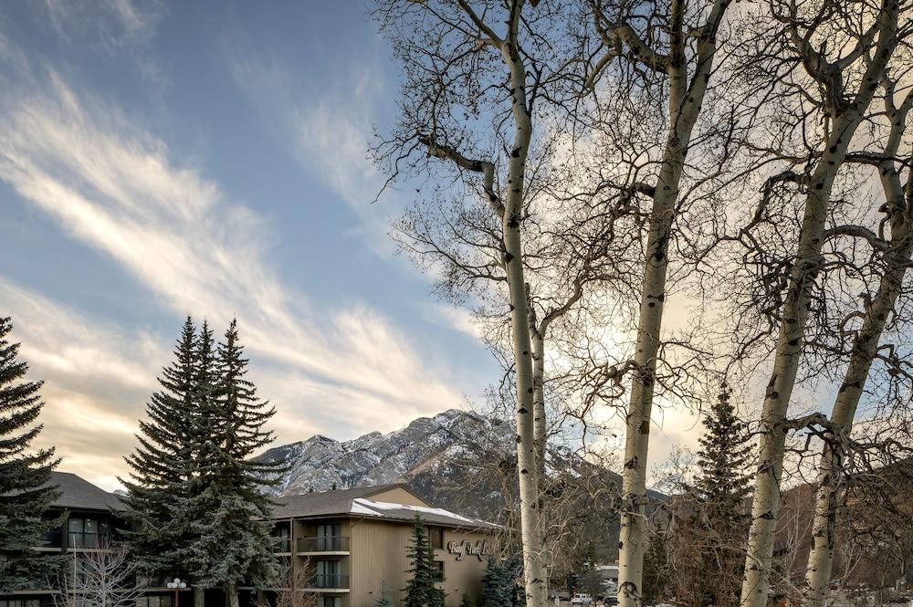 Homestead Inn Банф Экстерьер фото