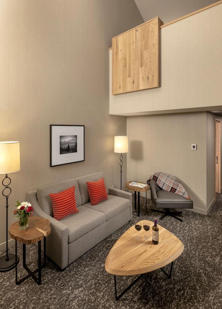 Homestead Inn Банф Экстерьер фото